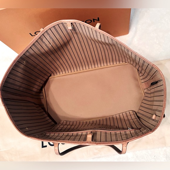 Louis Vuitton Neverfull GM Tote - Picture 5 of 6